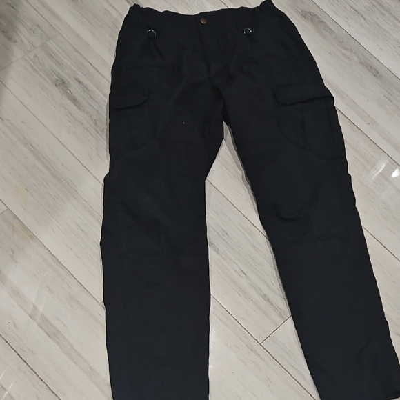 Classic Black Cargo Pants for Men - Picture 1 of 3